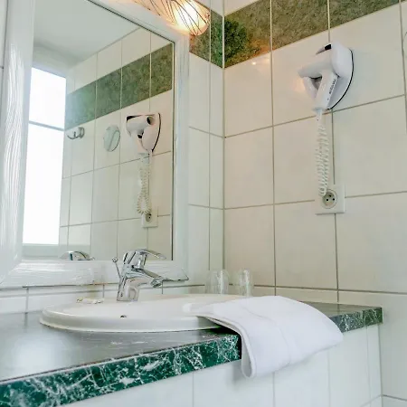 Berlioz Euroairport Basel - Mulhouse - Freiburg 3*