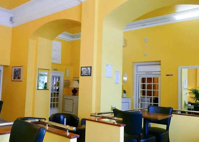 Hotel Berlioz Basel Airport 3*