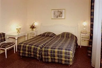 Hotel Berlioz Basel Airport 3*